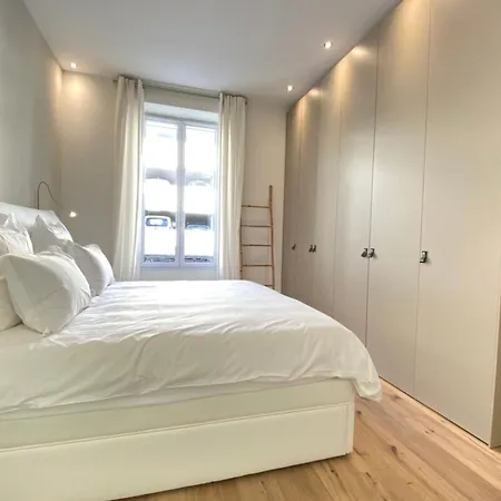 شقة Beautiful 2 Bedrooms 2 Bathrooms Center Of *