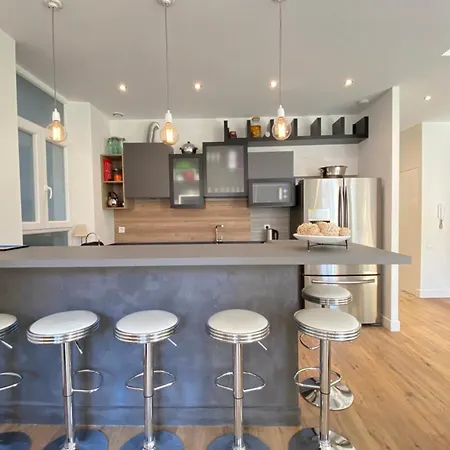 شقة Beautiful 2 Bedrooms 2 Bathrooms Center Of كان