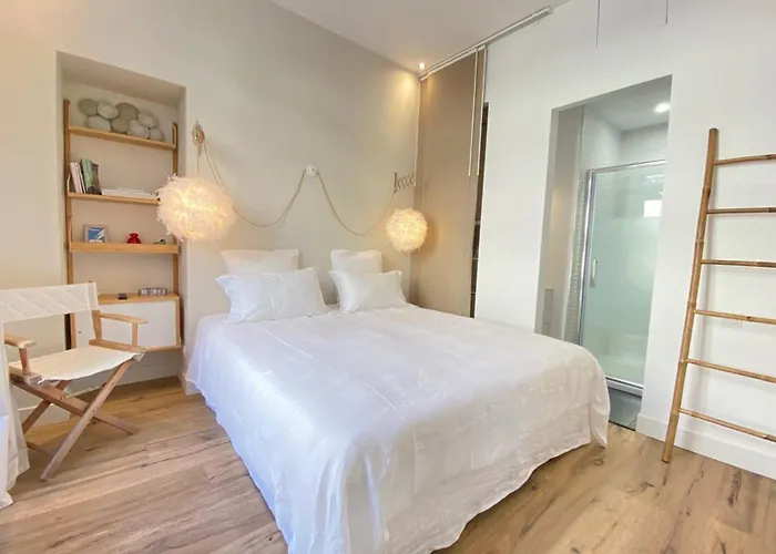 Beautiful 2 Bedrooms 2 Bathrooms Center Of كان